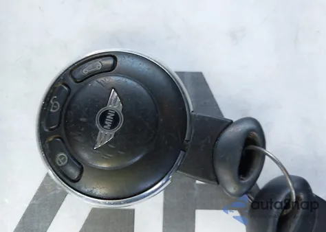 2015 Mini Countryman Cooper S z USA, uszkodzony, nr VIN WMWZC3C57FWP52756